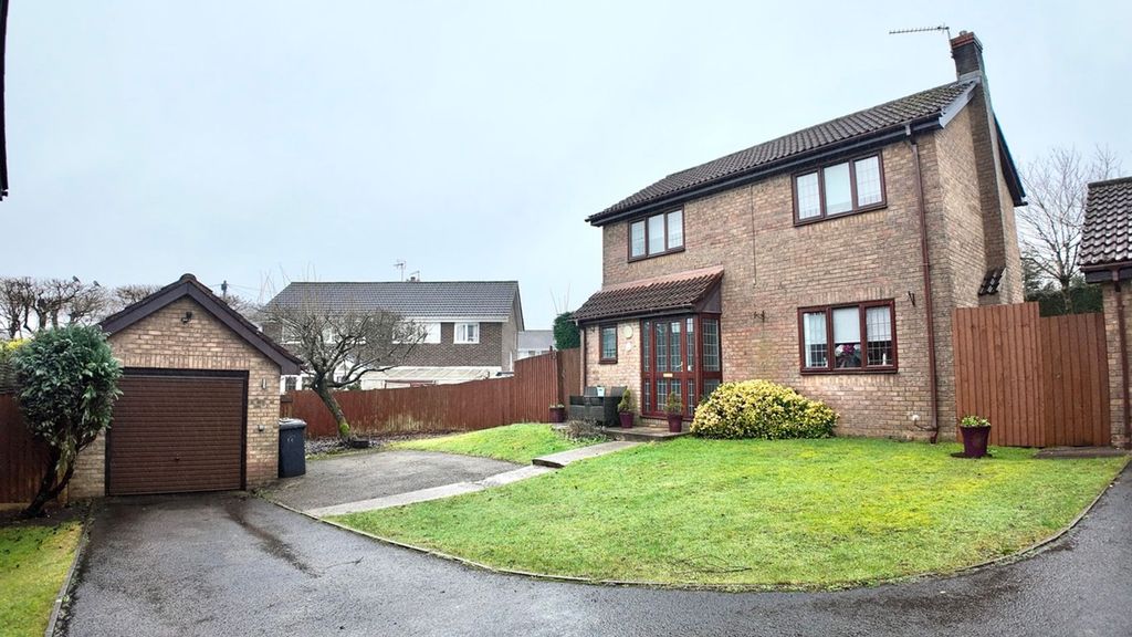 4 bed detached house for saleBeaumaris Way, Grove Park NP12