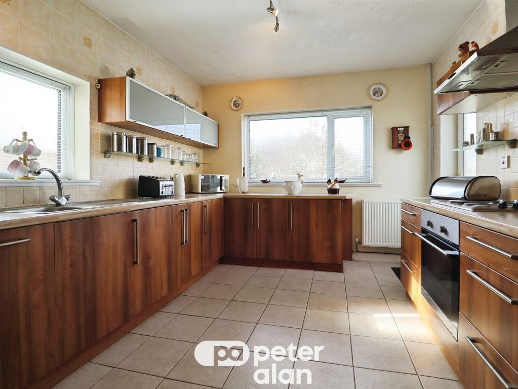 3 bed detached bungalow for saleClas Isan, Cardiff CF14