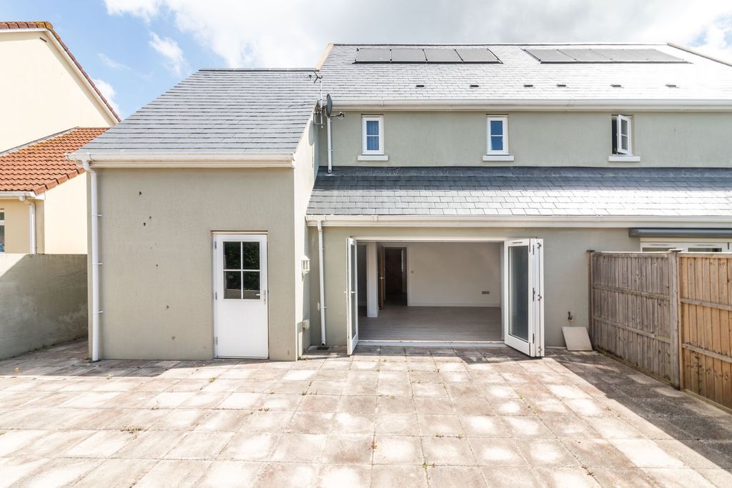 Additional image 18 of 3 bed semi-detached house for saleLa Pouquelaye, St Helier JE2