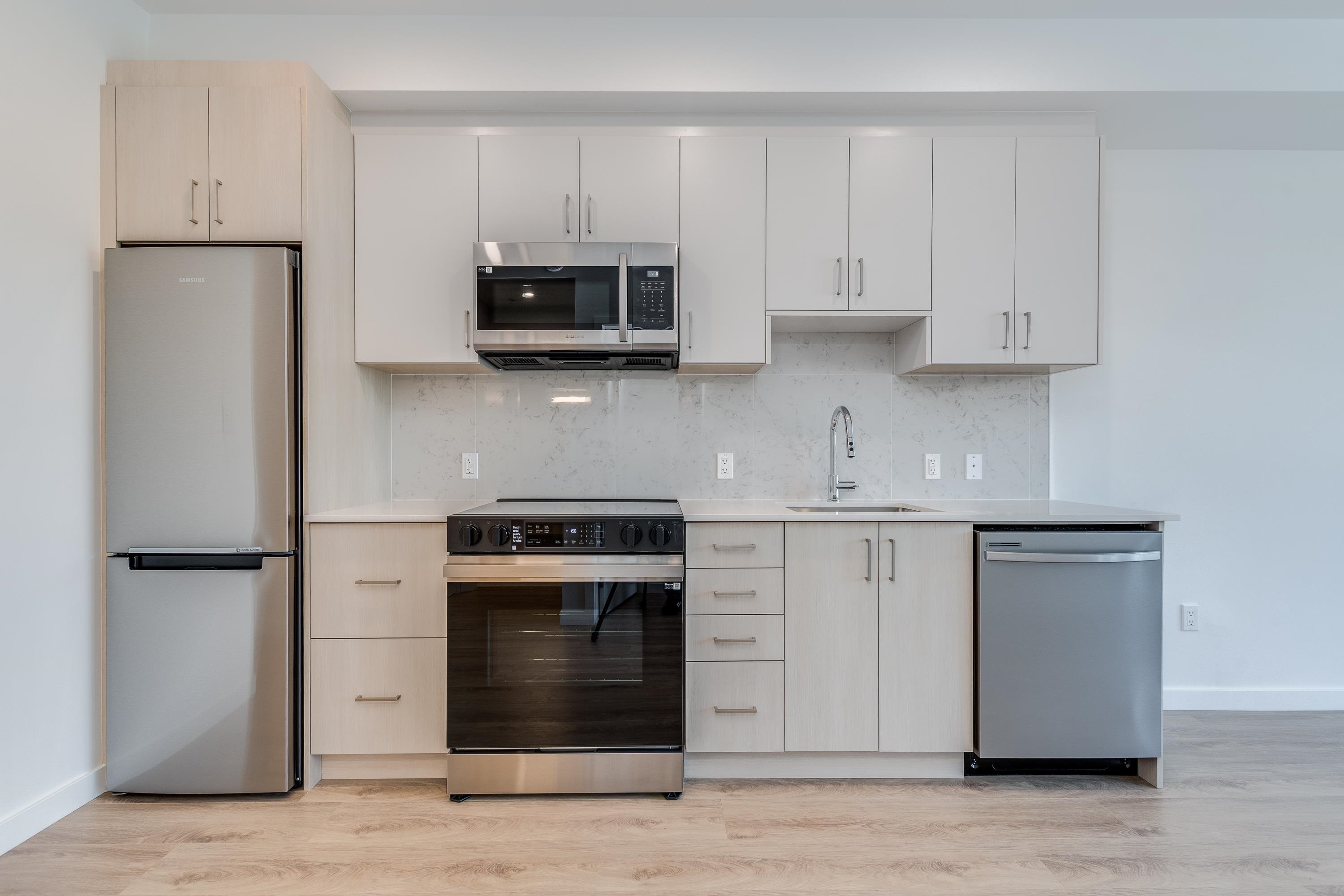 Additional image 4 of E216-13858 108 Avenue, Surrey, BC, V3T 0T8