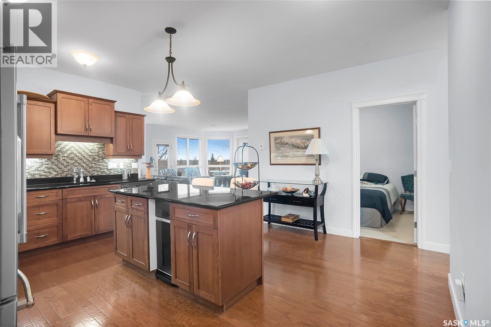 Additional image 3 of 204-401 Cartwright Street, Saskatoon, SK, S7T0B3