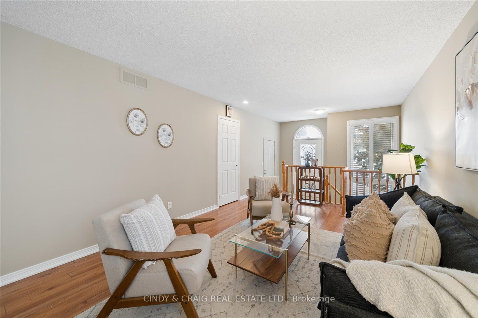 318 Sandringham Drive, Clarington, ON, L1E 3A7 photo 3