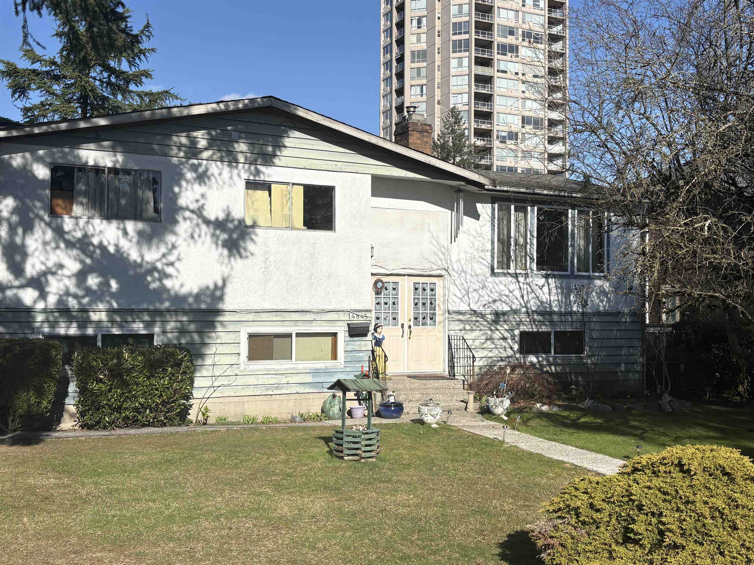 14845 103 Avenue, Surrey, BC, V3R 1L4