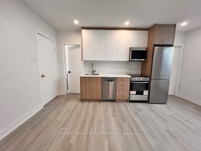 Additional image 2 of 2-1982 Eglinton Avenue W, Toronto, ON, M6E 2J9