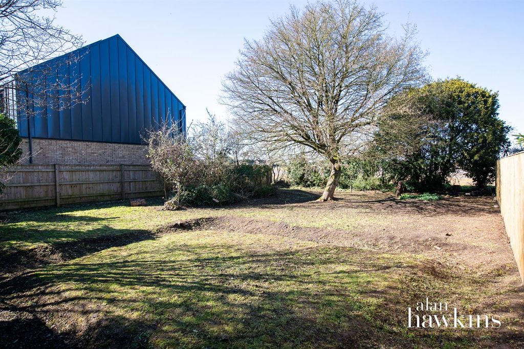 Additional image 4 of Land for saleThe Green, Lyneham 4 SN15