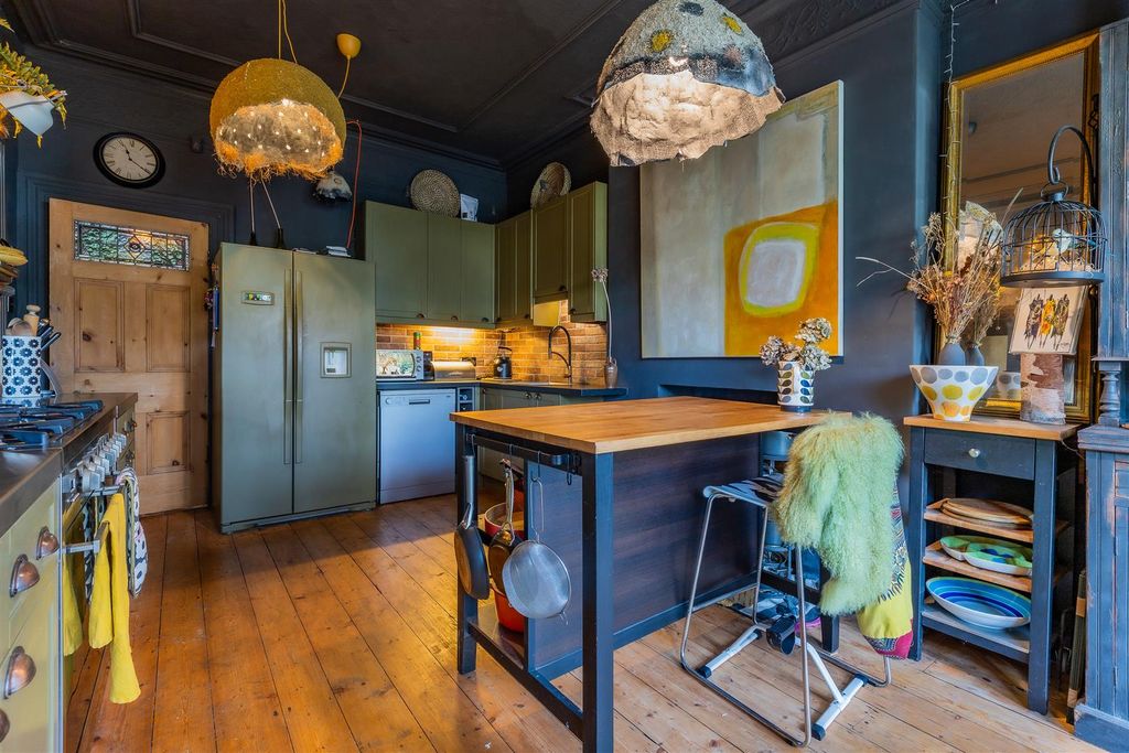 Additional image 23 of 5 bed property for saleKyveilog Street, Pontcanna, Cardiff CF11