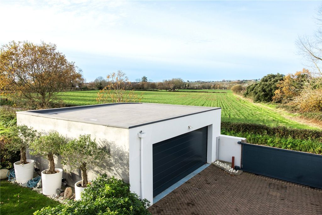 Additional image 13 of 6 bed detached house for saleLa Rue Du Coin, St Clement, Jersey JE2