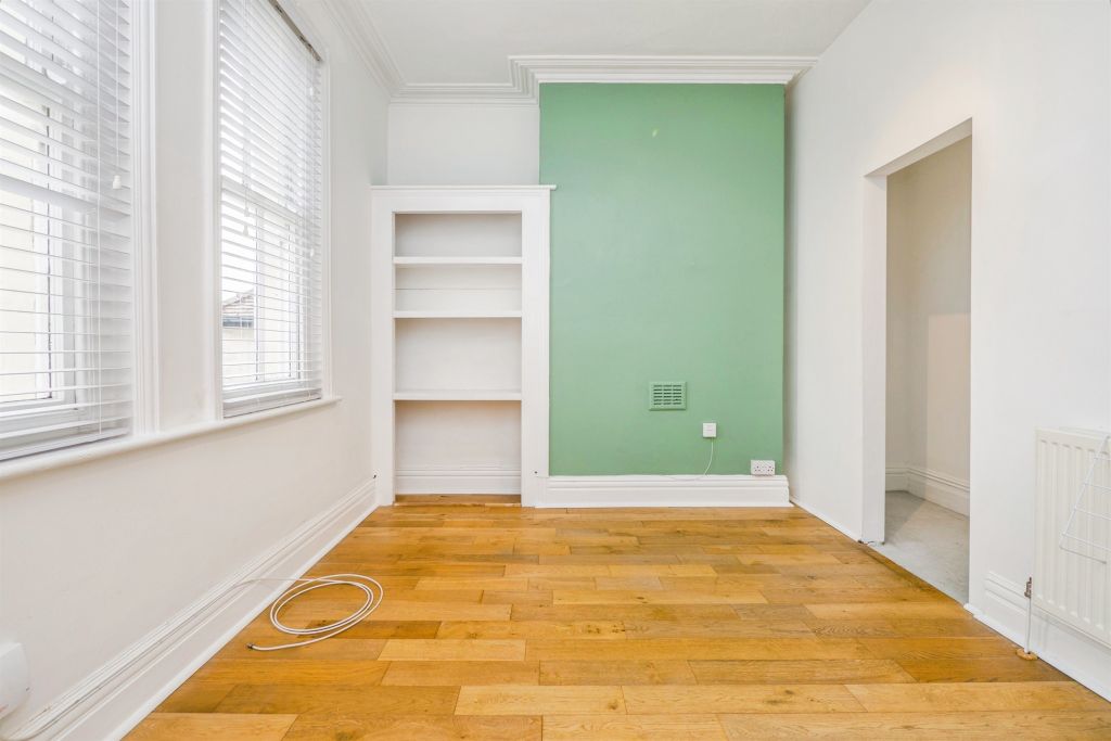 Additional image 9 of 3 bed flat for salePen-Y-Lan Road, Penylan, Cardiff CF23