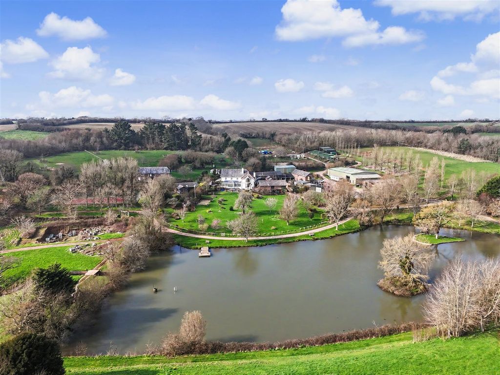 Land for saleNewton Ferrers, Devon PL8 photo 5