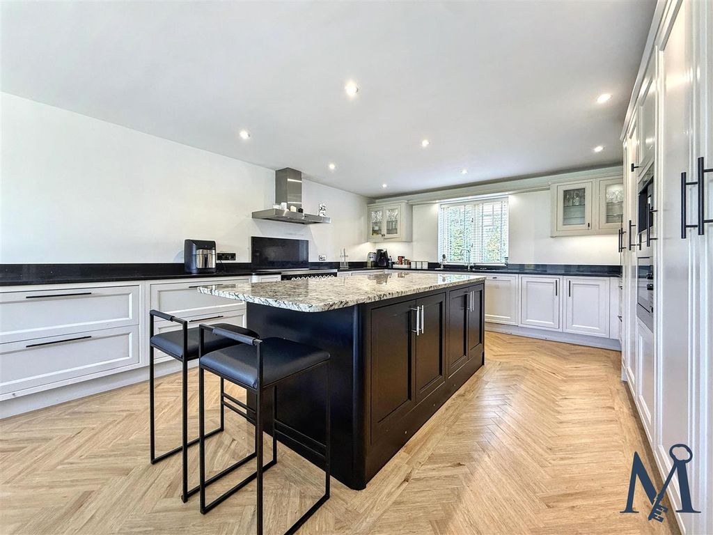 Additional image 3 of 4 bed detached house to rentBurton Road, Ashby-De-La-Zouch LE65