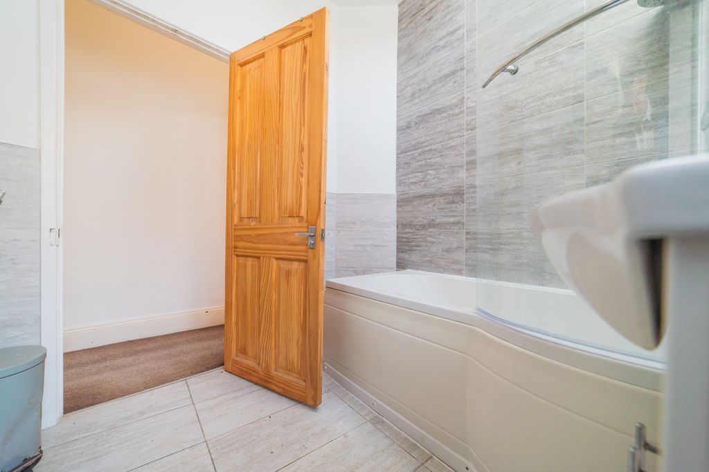 Additional image 29 of 4 bed terraced house for saleCanada Road, Heath CF14