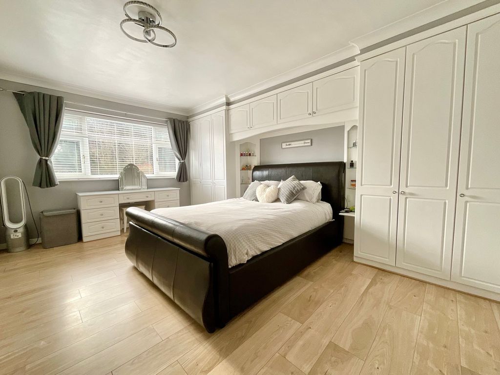 Additional image 12 of 5 bed detached house for saleBrooklea, Caerleon, Newport NP18