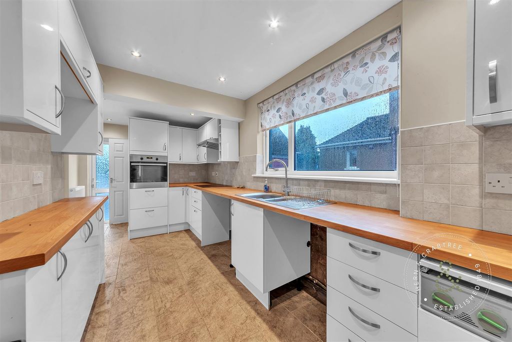 Additional image 4 of 3 bed semi-detached house for saleKing George V Drive North, Cardiff CF14