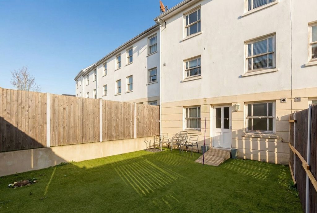 Additional image 4 of 3 bed terraced house for sale6 Uplands Drive, St Helier JE2