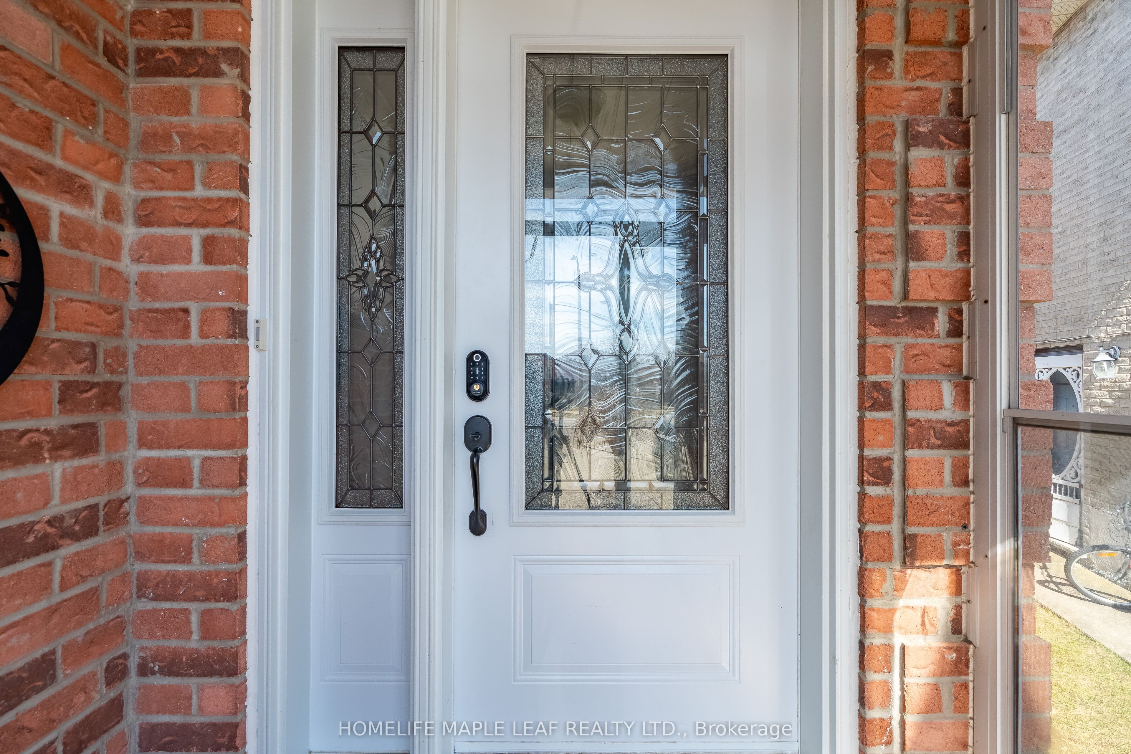 Additional image 2 of 42 Puritan Court, Hamilton, ON, L8E 4L1