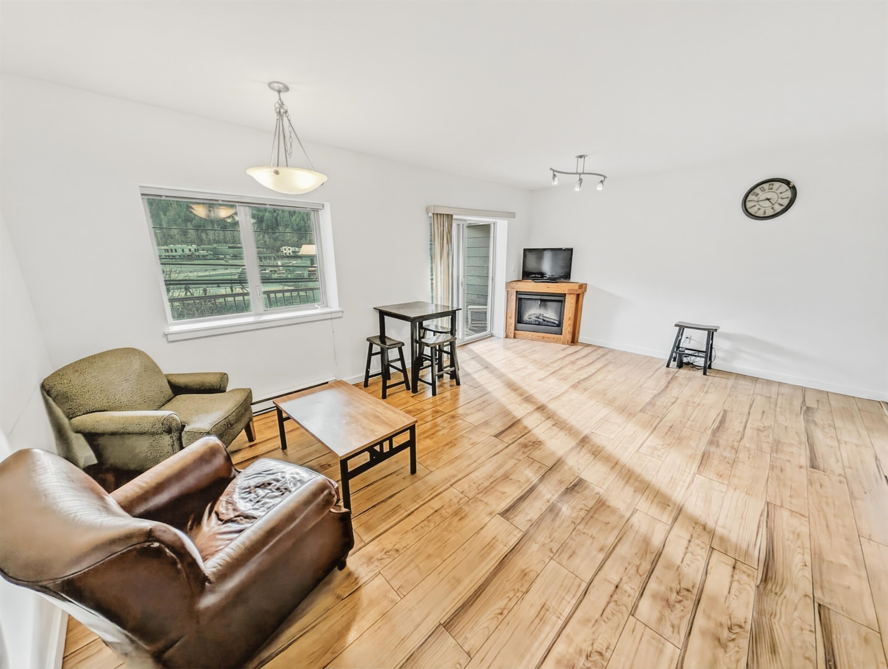208-1411 Portage Road, Pemberton, BC, V0N 2L1