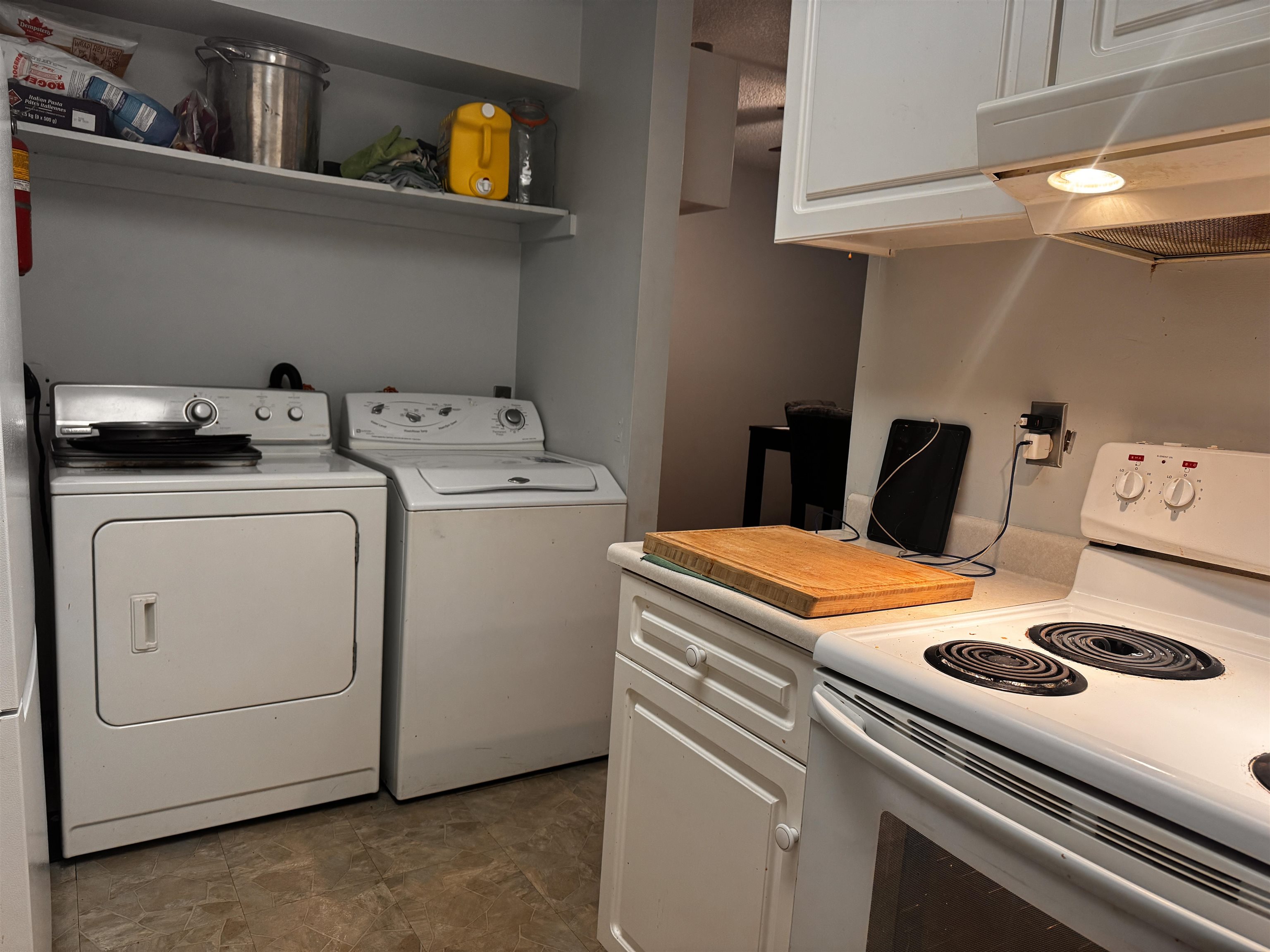 Additional image 5 of 10527 Holly Park Lane, Surrey, BC, V3R 6X8