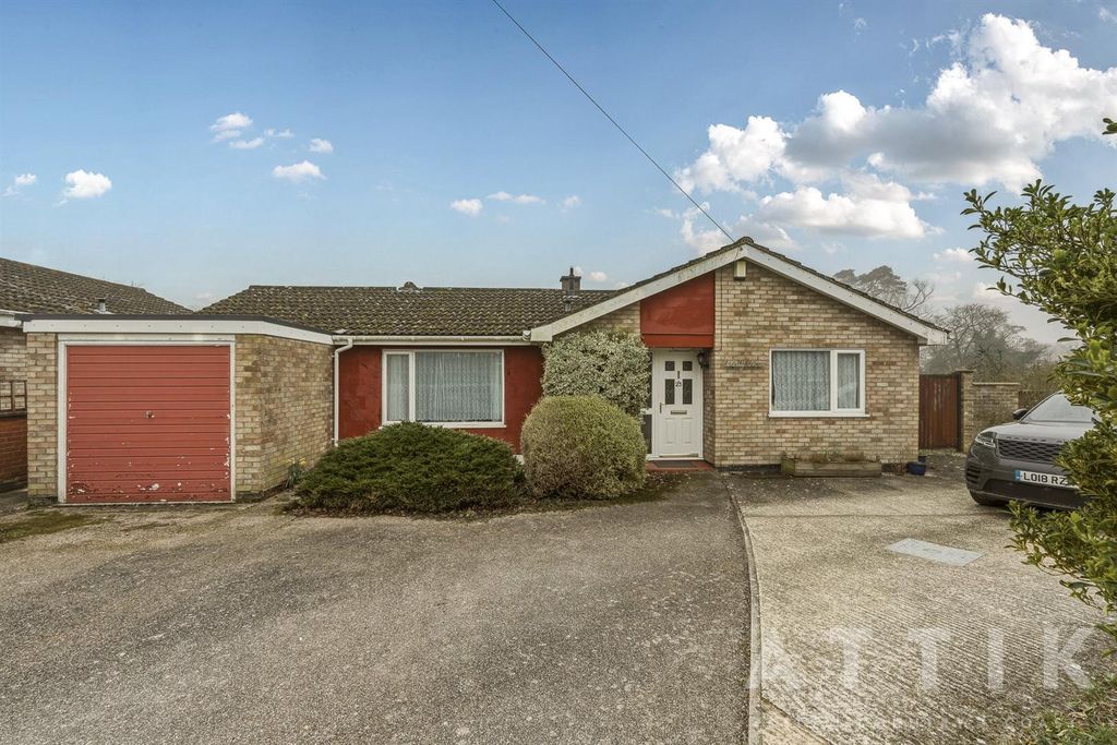 Additional image 5 of 3 bed detached bungalow for salePark Walk, Holton, Halesworth IP19