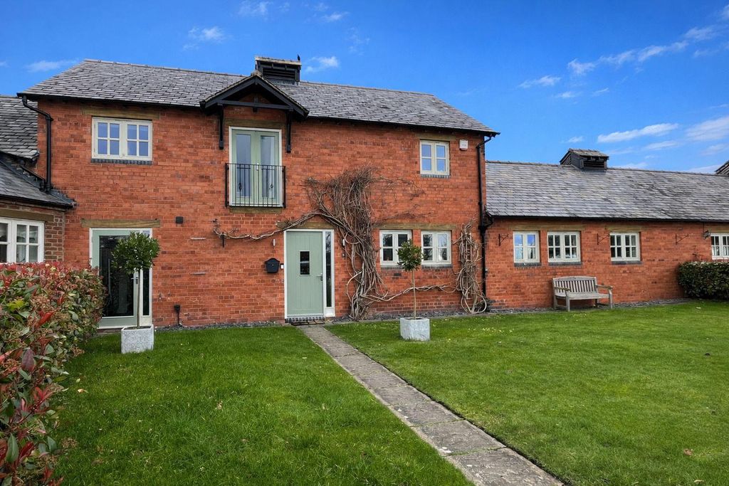 4 bed detached house for saleBorras Hall Lane, Wrexham LL13