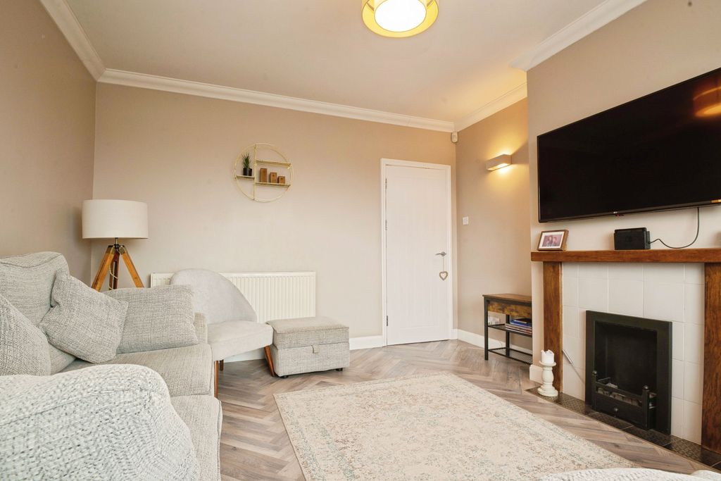 Additional image 4 of 4 bed detached house for saleClevedon Road, Newport NP19