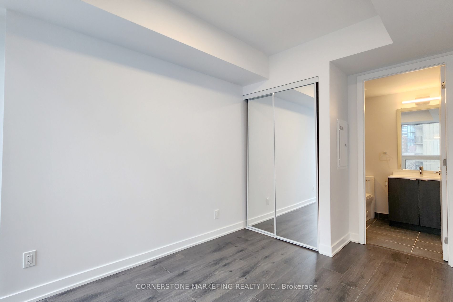 Additional image 5 of 715-100 Queen Street E, Toronto, ON, M5C 0B5