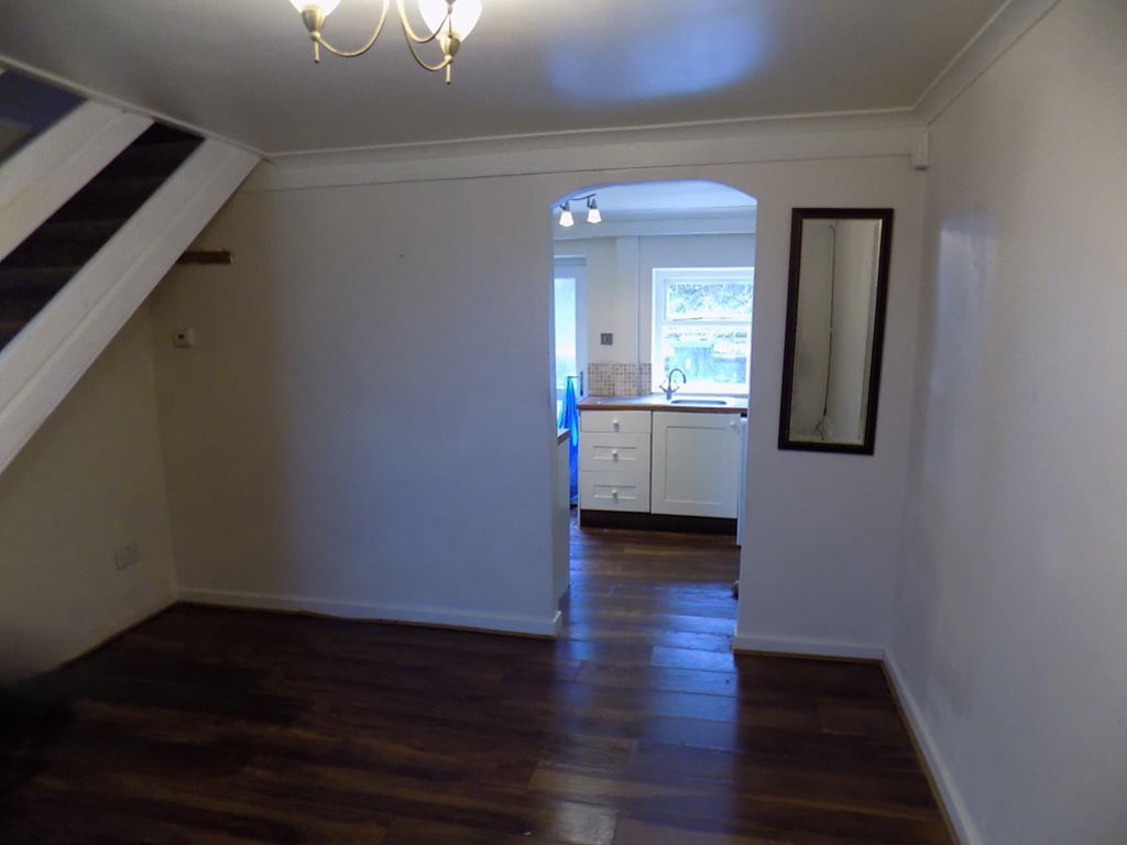 Additional image 2 of 2 bed terraced house to rentNeath Road, Briton Ferry, Neath SA11