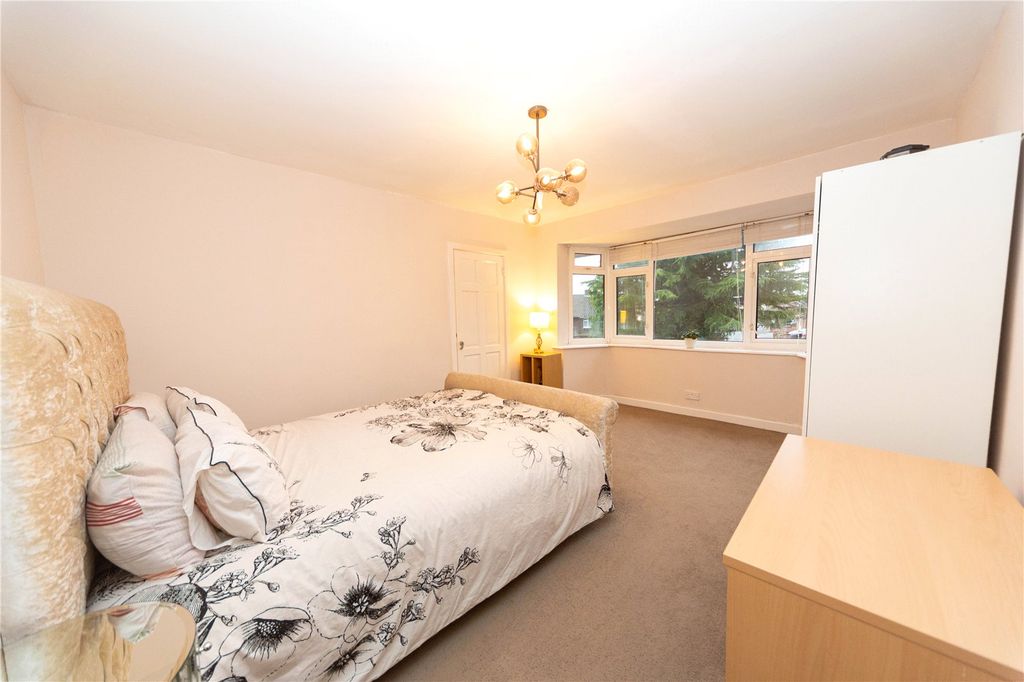 Additional image 13 of 3 bed maisonette for saleHampton Court, Brandreth Road, Cardiff CF23