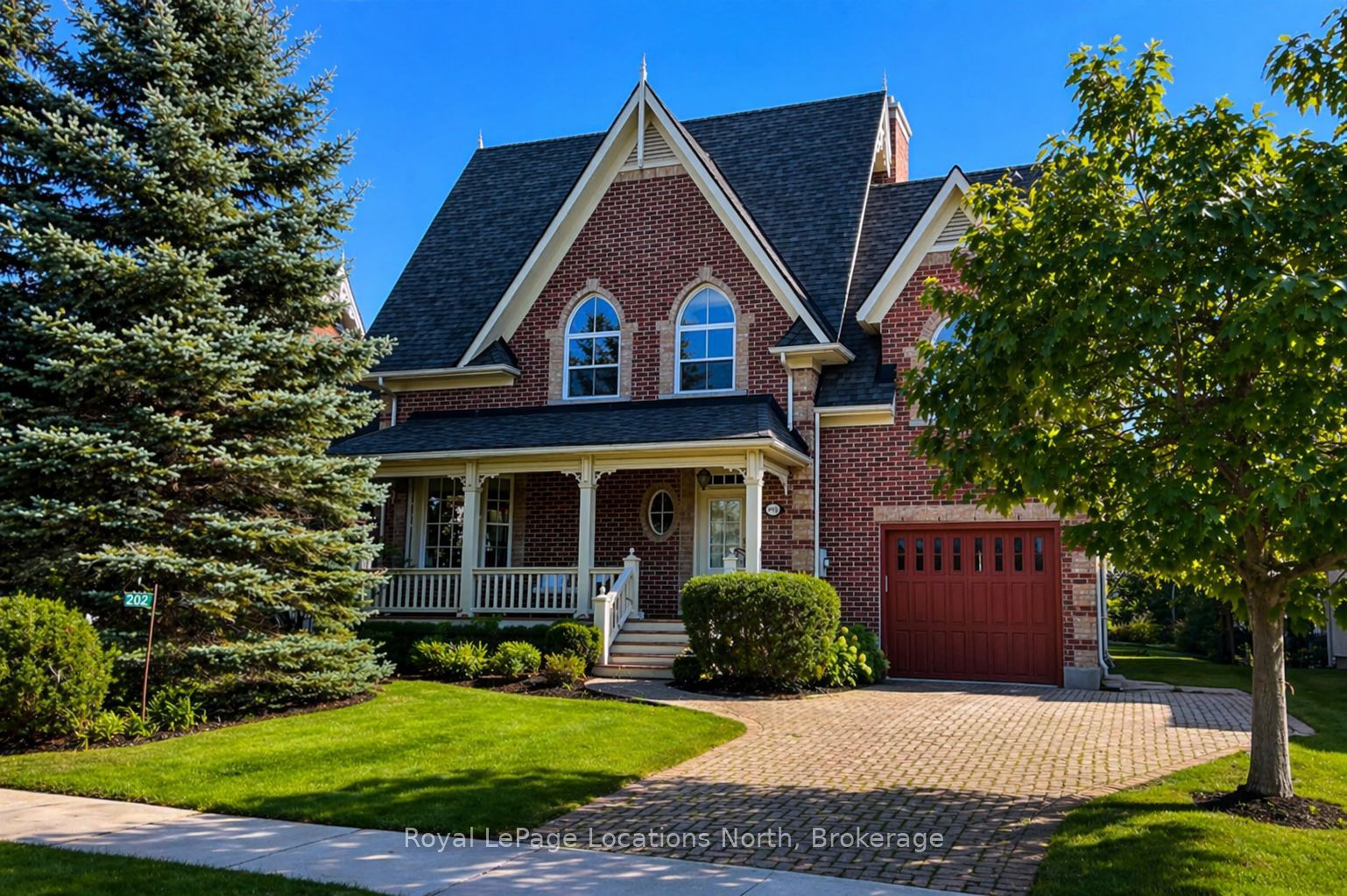 202 Snowbridge Way, Blue Mountains, ON, L9Y 0V1