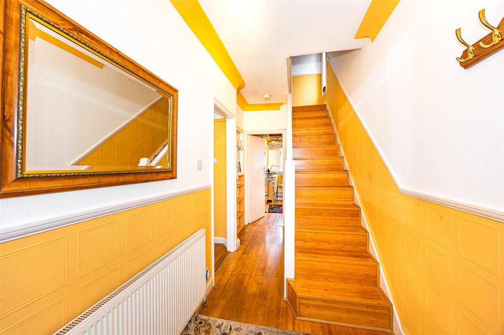 Additional image 22 of 3 bed semi-detached house for saleColin Close, Colindale NW9