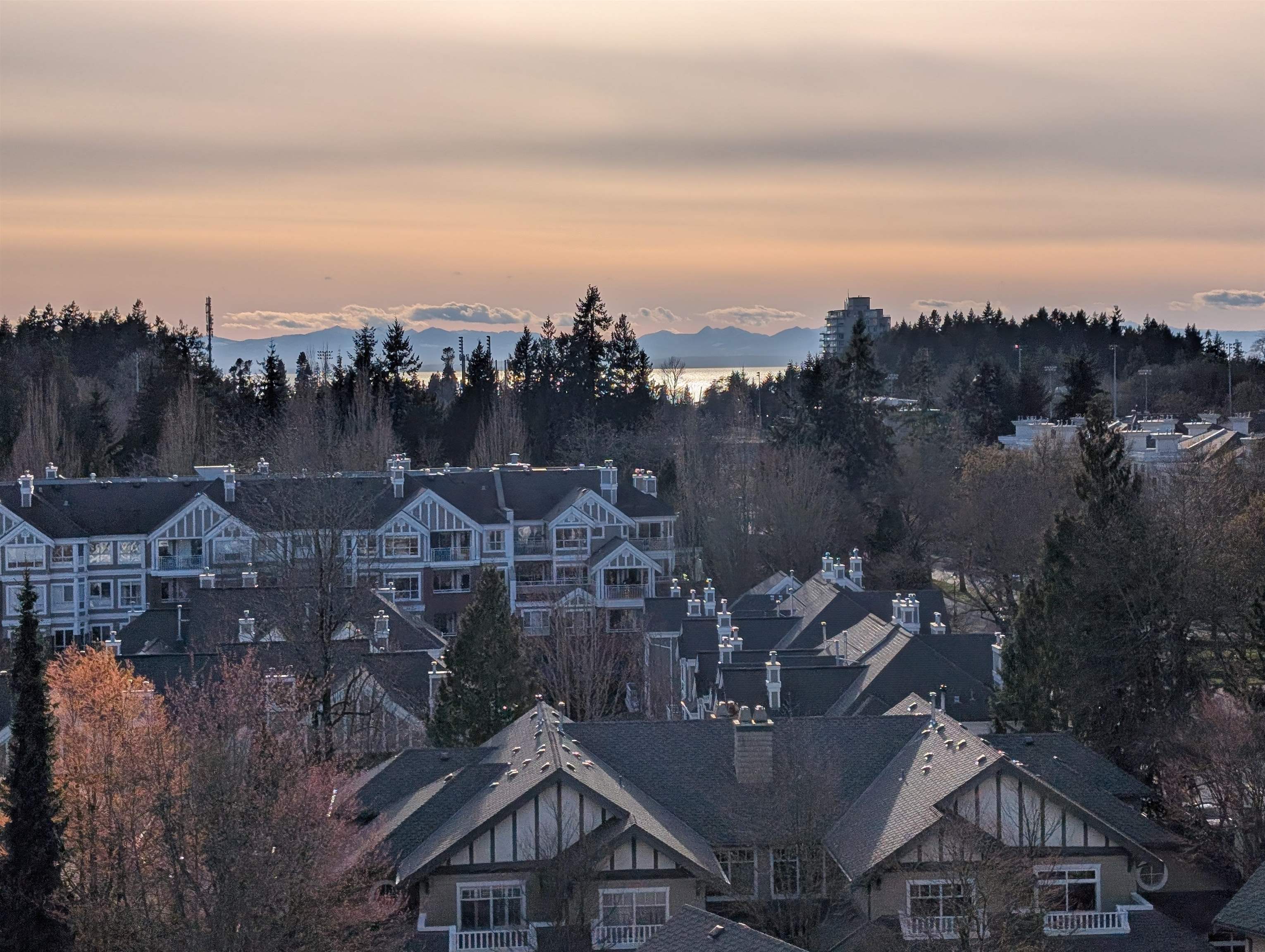901-5615 Hampton Place, Vancouver, BC, V6T 2H1