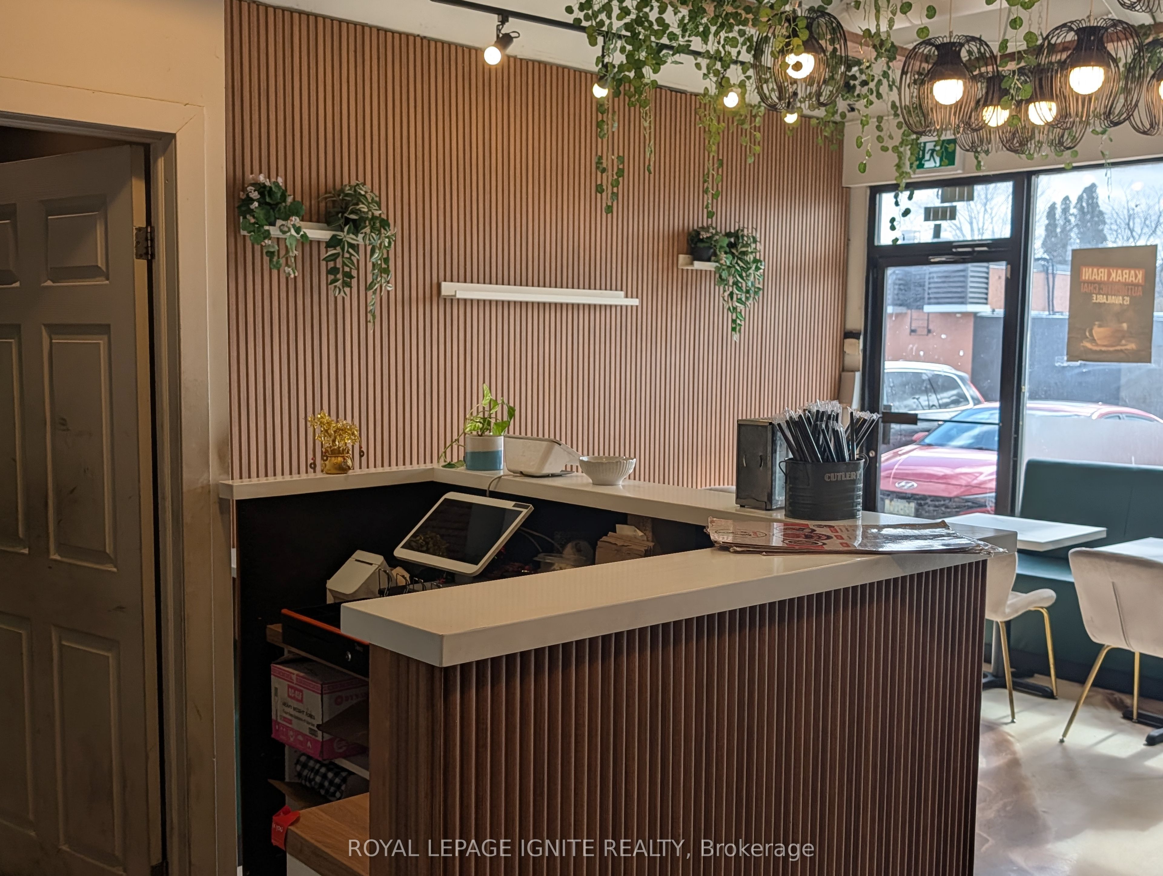 6-2140 Kipling Avenue, Toronto, ON, M9W 4K5