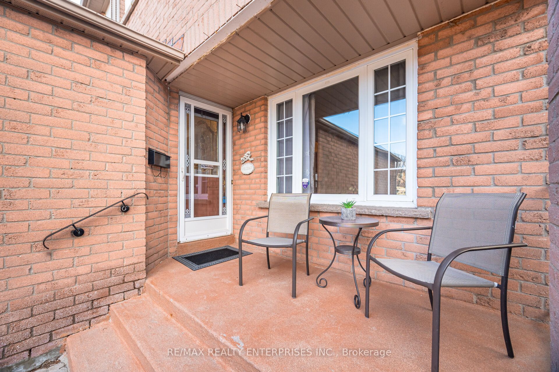 Additional image 2 of 54 Niagara Place, Brampton, ON, L6S 4Y8