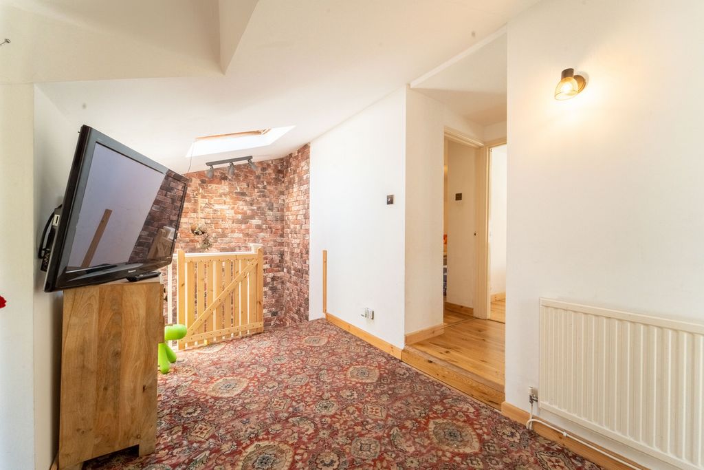 Additional image 10 of 5 bed detached house for saleSt. Johns Crescent, Newport NP10