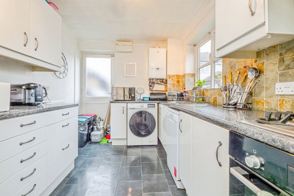 Additional image 4 of 3 bed semi-detached house for saleThrush Close, St. Mellons, Cardiff CF3