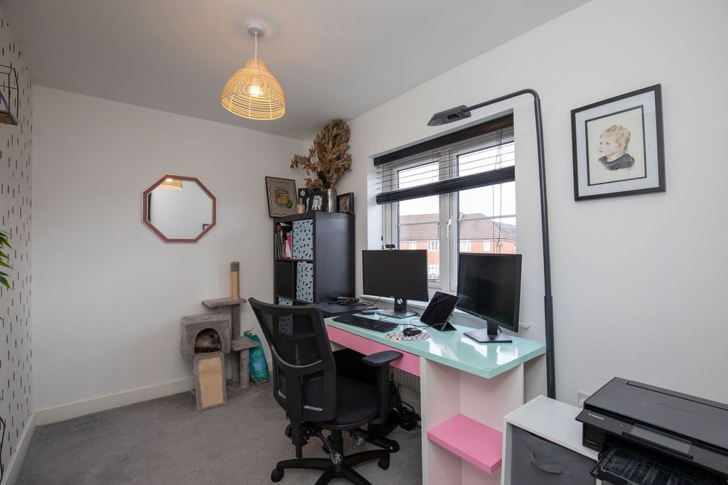 Additional image 17 of 5 bed detached house for saleFoil Close, Rogerstone, Newport NP10