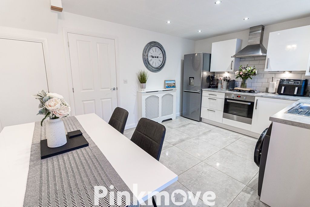 Additional image 10 of 3 bed semi-detached house for saleSilver Birch Close, Pontrhydyrun, Cwmbran NP44