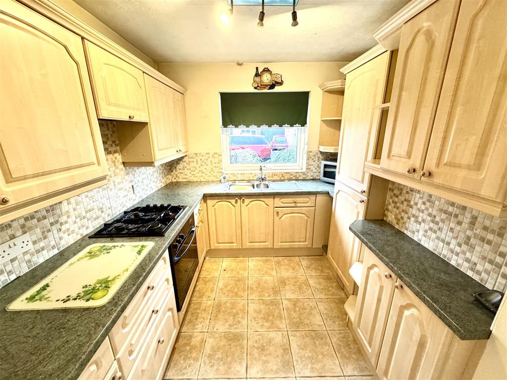 Additional image 5 of 2 bed semi-detached bungalow for saleFitzwalter Road, Caldicot NP26