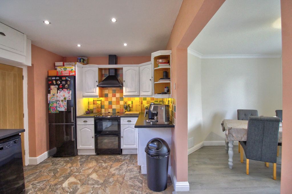 Additional image 8 of 4 bed semi-detached house for saleThe Uplands, Newport NP10