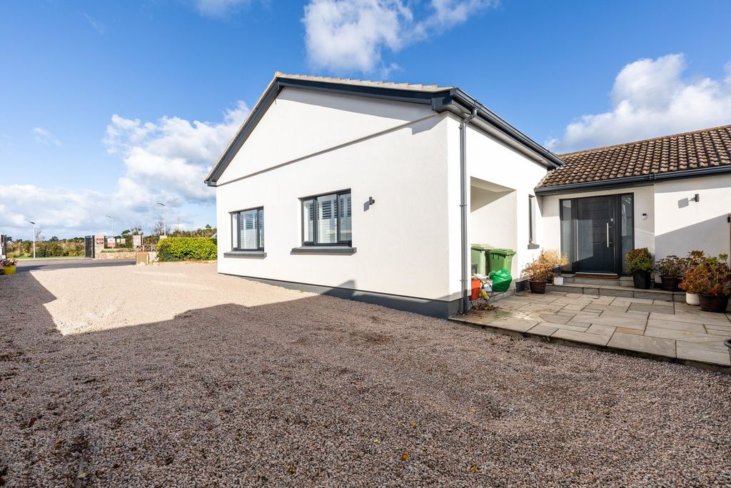 4 bed detached bungalow for saleLa Route Des Quennevais, St Brelade JE3