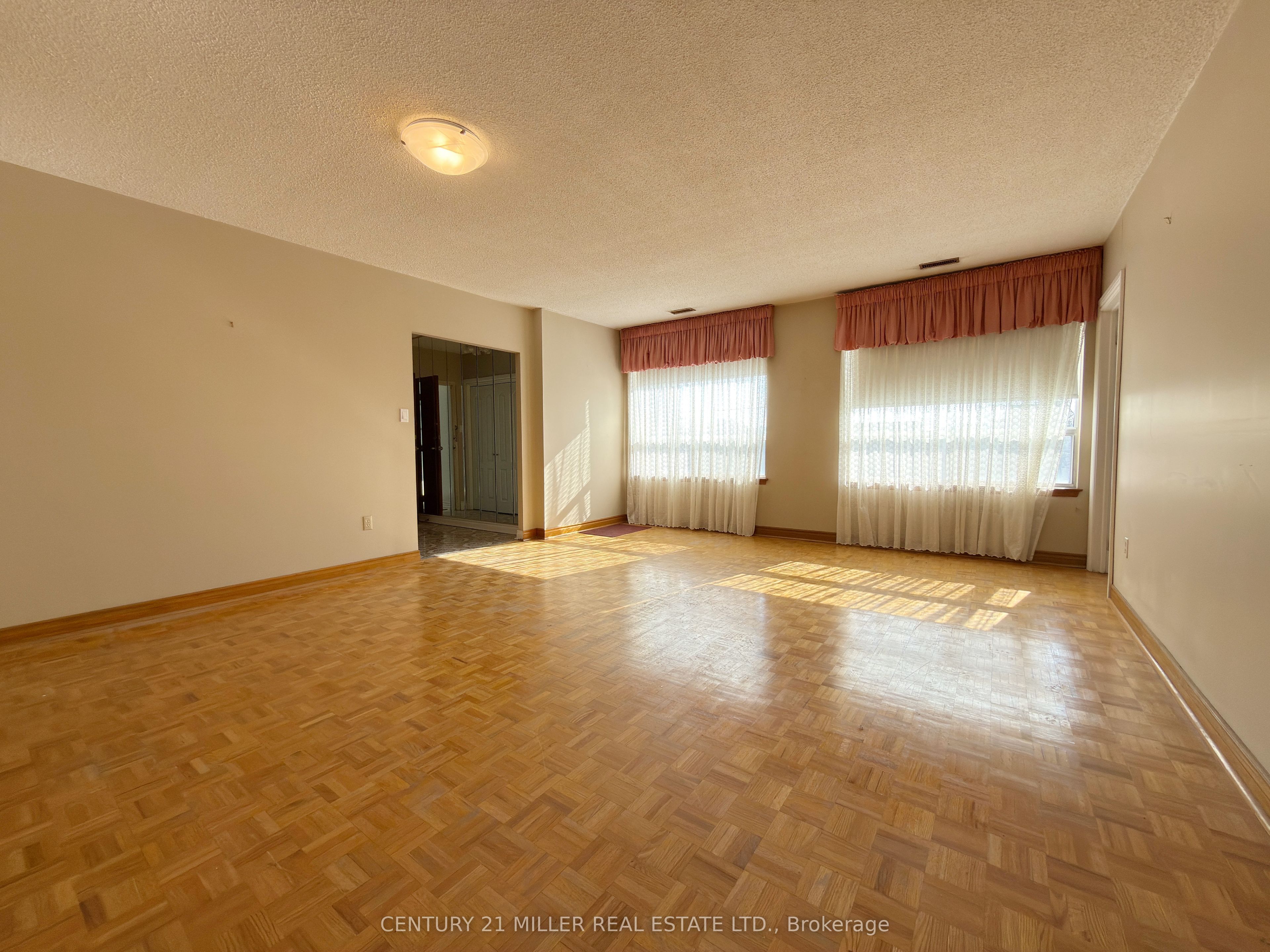 Additional image 4 of 1-438 Kerr Street, Oakville, ON, L6K 3C4