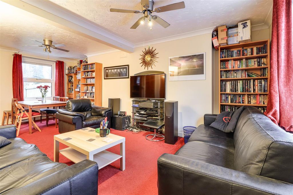 Additional image 4 of 3 bed semi-detached house for saleKendal Way, Cambridge CB4