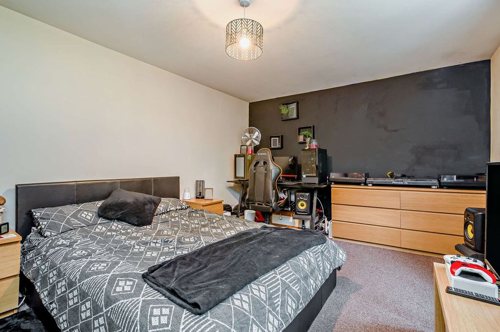 Additional image 13 of 4 bed semi-detached house for saleSix Bells, Abertillery NP13