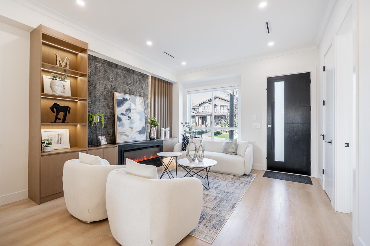Additional image 6 of 1-6692 Napier Street, Burnaby, BC, V5B 2C3