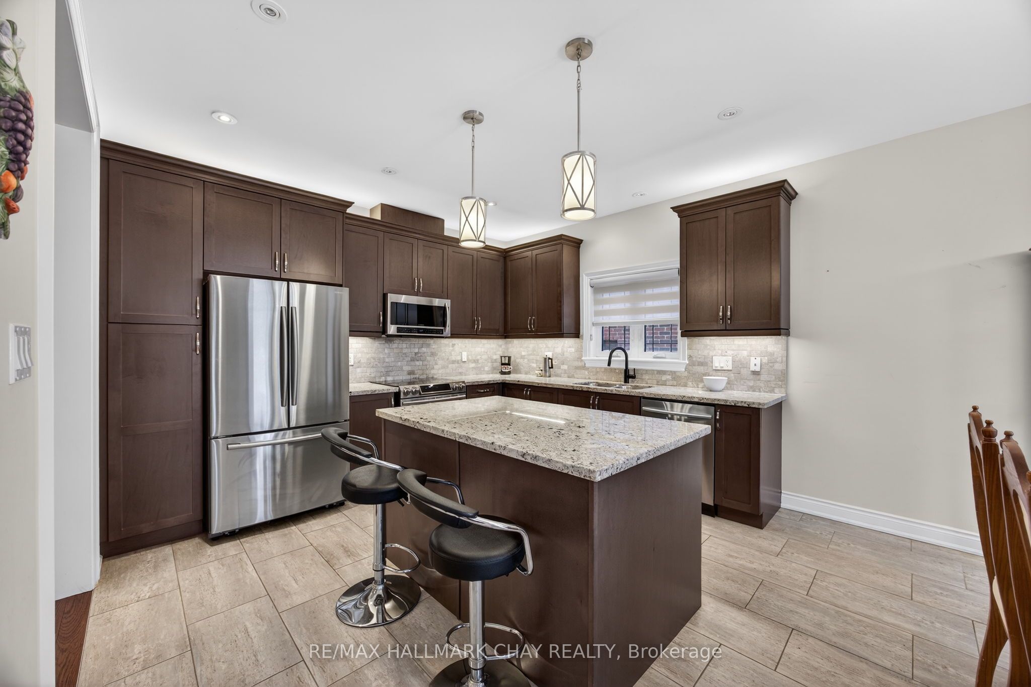 Additional image 5 of 101 Gardiner Drive, Bradford West Gwillimbury, ON, L3Z 3G2