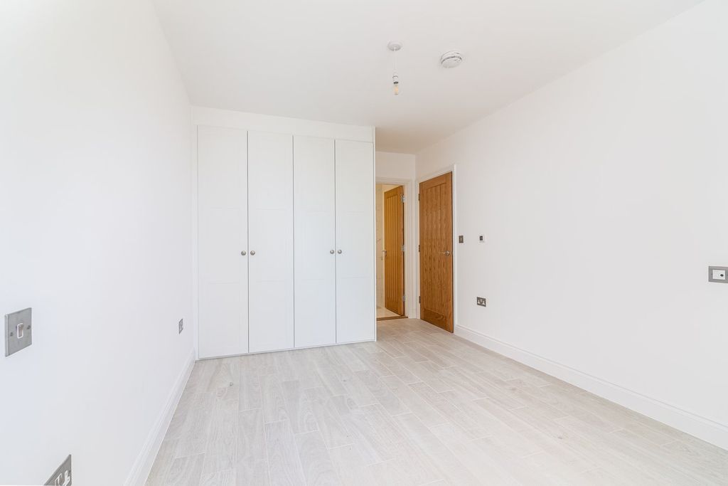 Additional image 11 of 3 bed semi-detached house for saleLa Pouquelaye, St Helier JE2