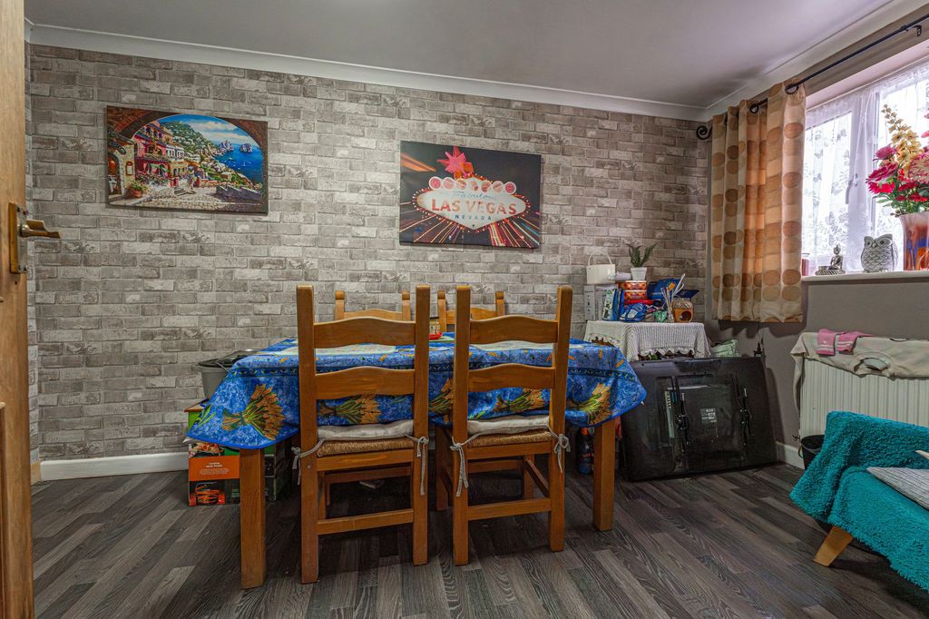 Additional image 7 of 3 bed semi-detached house for saleLaurel Close, Undy NP26