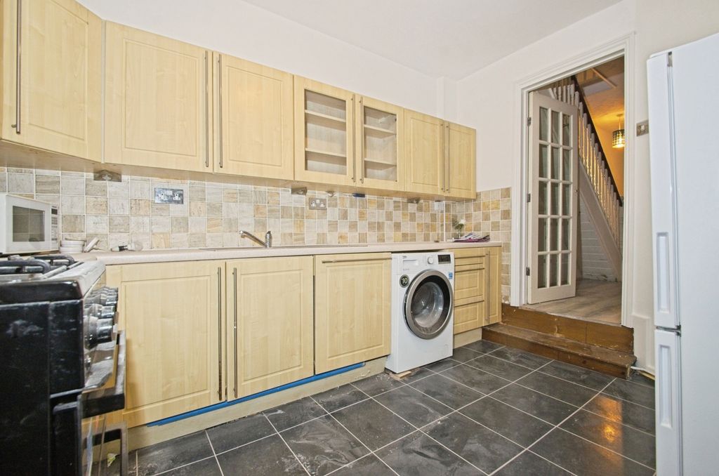 Additional image 7 of 2 bed detached house for saleClarence Embankment, Cardiff CF10