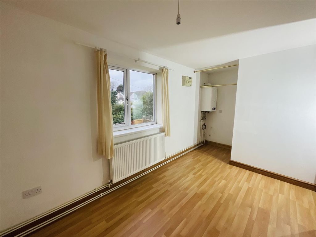Additional image 16 of 2 bed flat for saleSandfield Road, Burry Port SA16