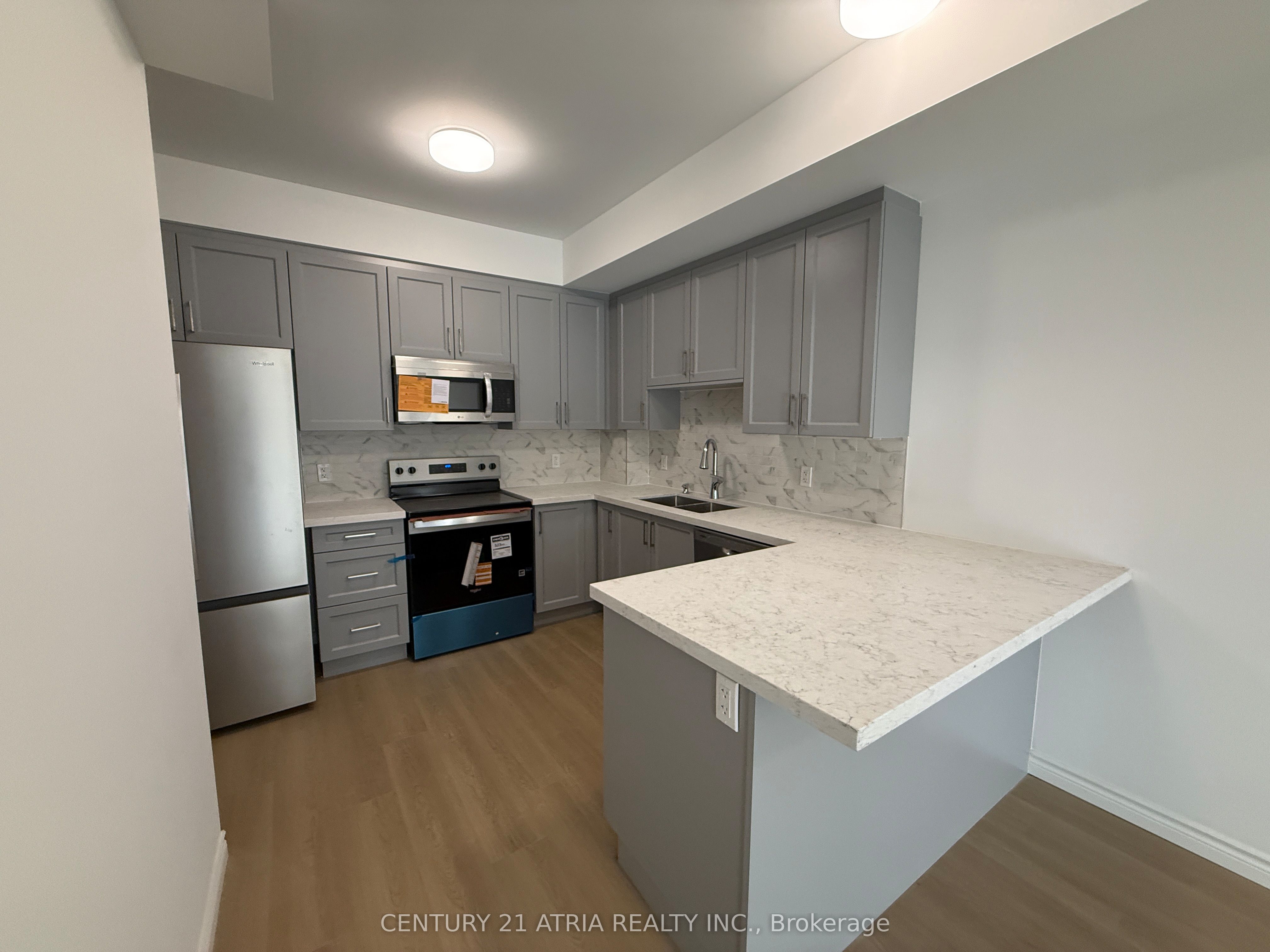 Additional image 6 of 11-2 Slessor Boulevard, Grimsby, ON, L3M 3T2