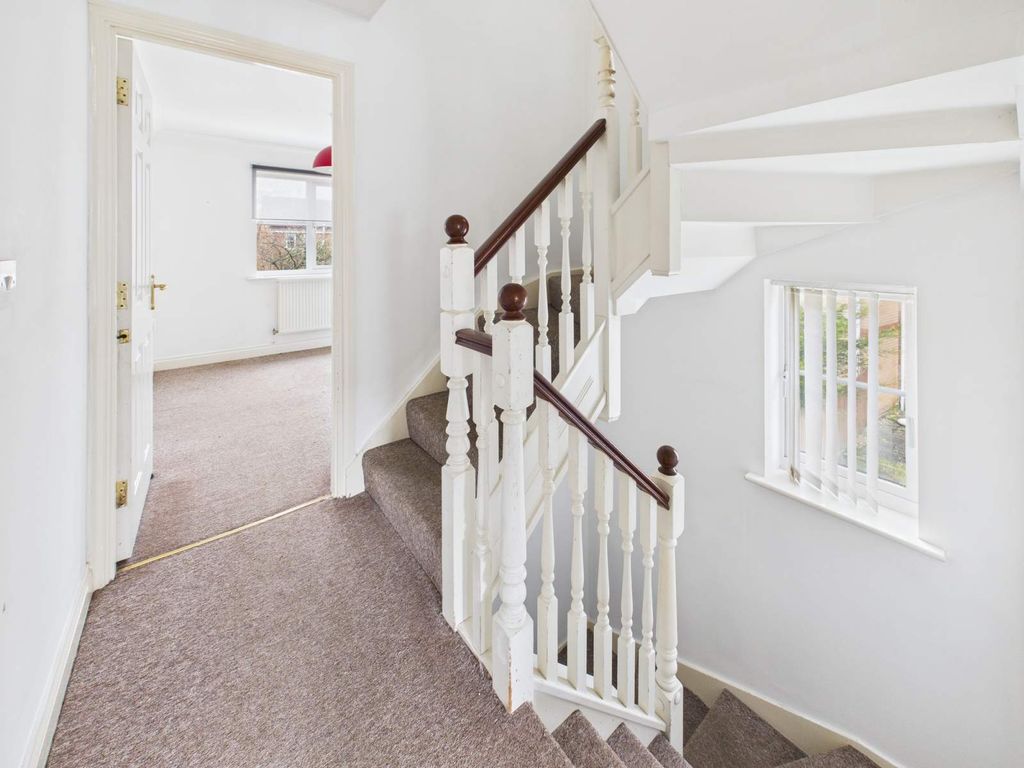 Additional image 18 of 4 bed end terrace house for saleMilestone Close, Heath, Cardiff. CF14